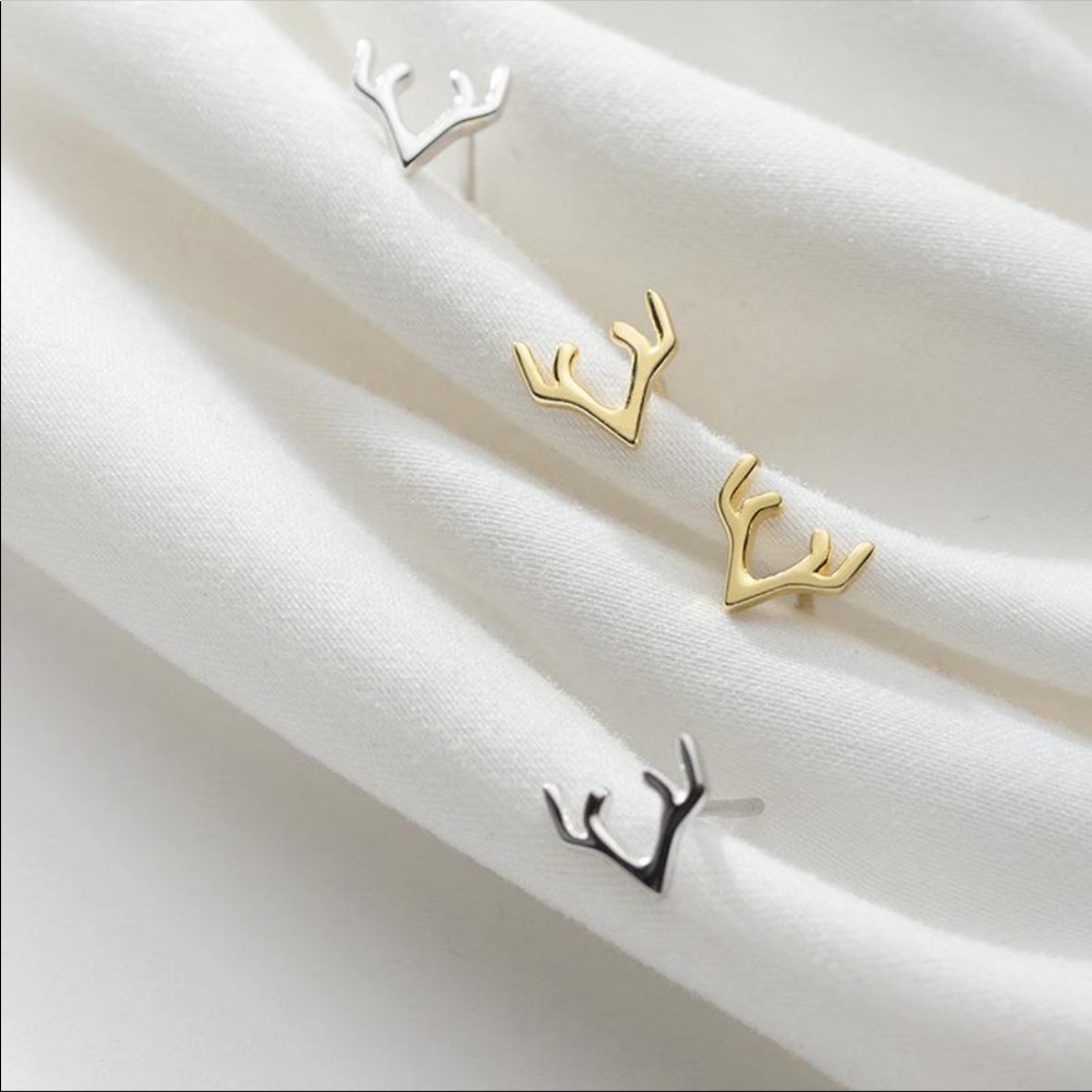 Silver Genuine S925 Antler Earrings - Picture 5 of 5
